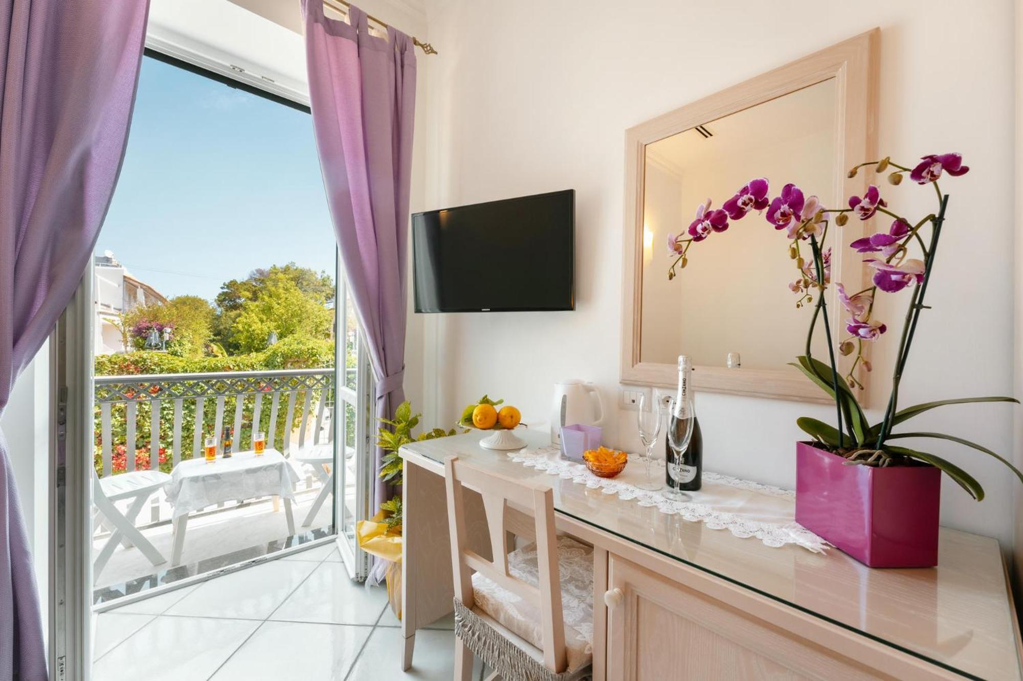 La Vispa Teresa Ischia Ngoại thất bức ảnh