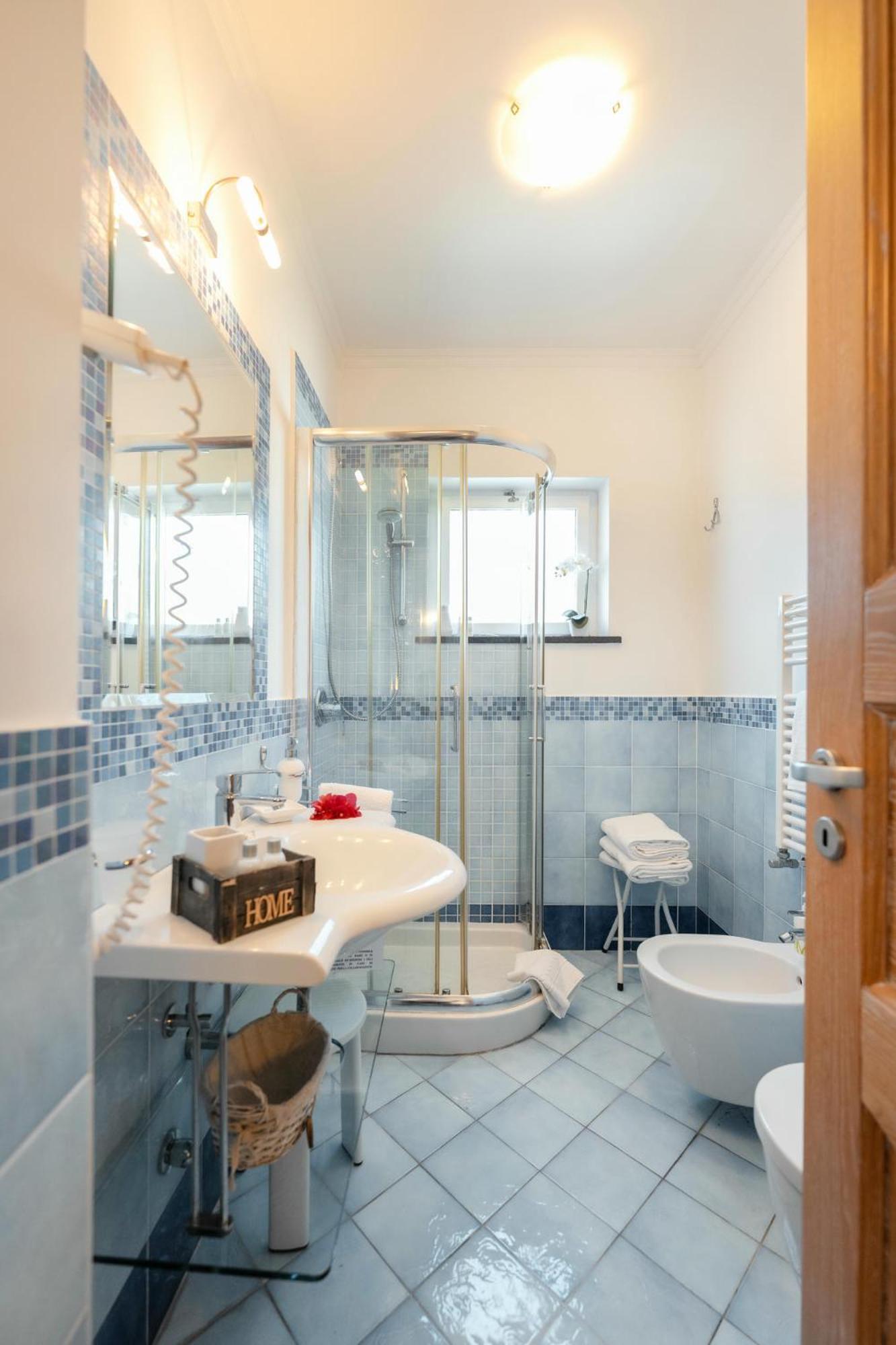 La Vispa Teresa Ischia Ngoại thất bức ảnh